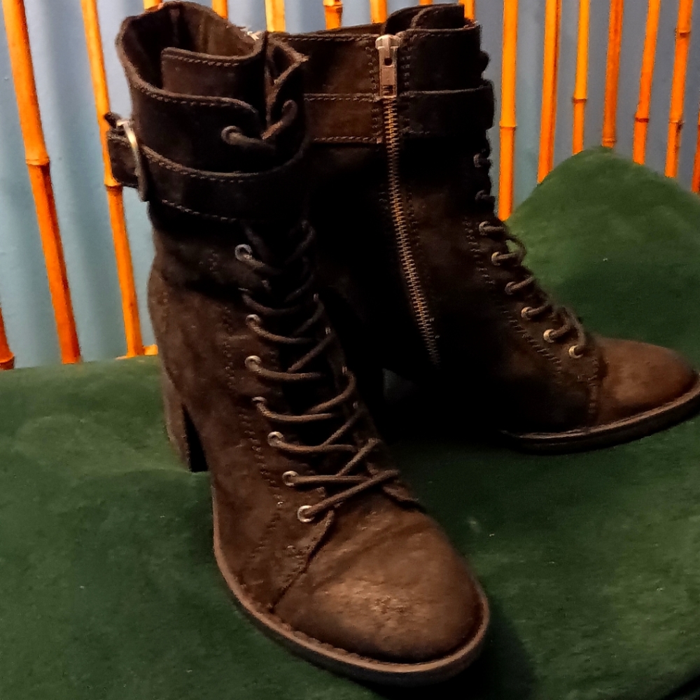 BORN- Black Boots